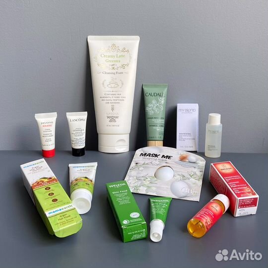 Набор косметики с истёкшим сроком