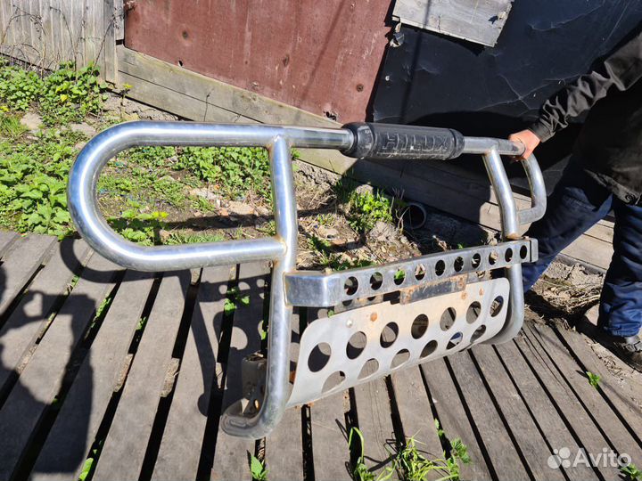 Кенгурятник Toyota Hilux Surf