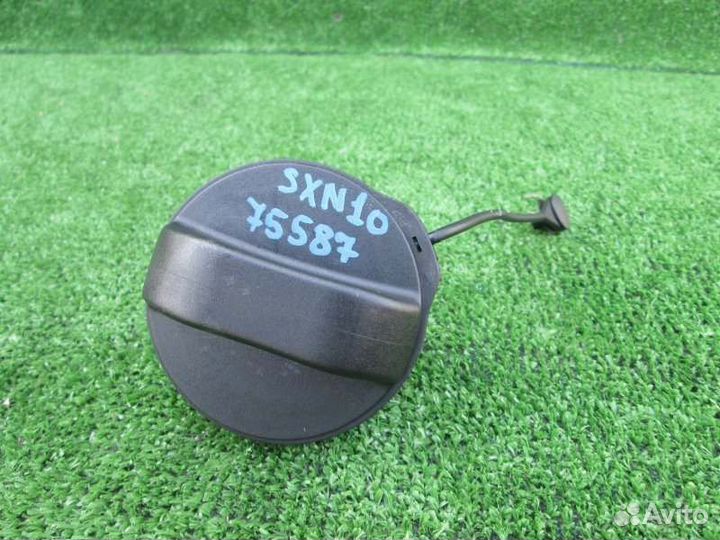 Пробка бензобака Toyota Ipsum SXM10