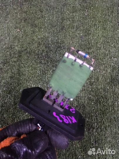 Резистор отопителя Toyota Avensis ZZT251 1ZZ-FE