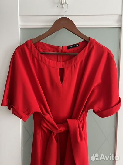 Платье красное Reserved