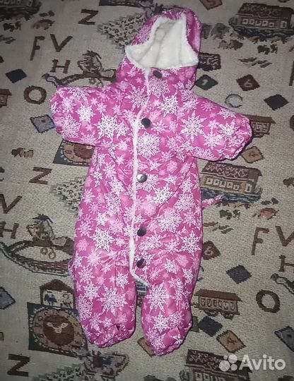 Одежда для собак и лоток кошке