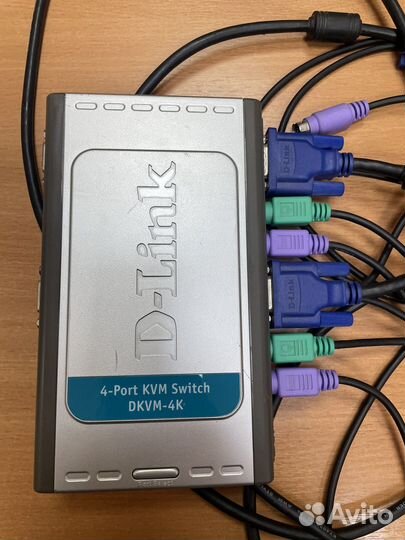 Переключатель D-Link dkvm-4K