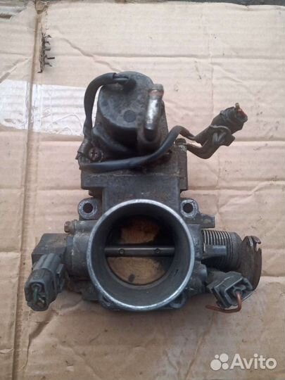 Дроссельная заслонка Mazda 626 GE 1997г