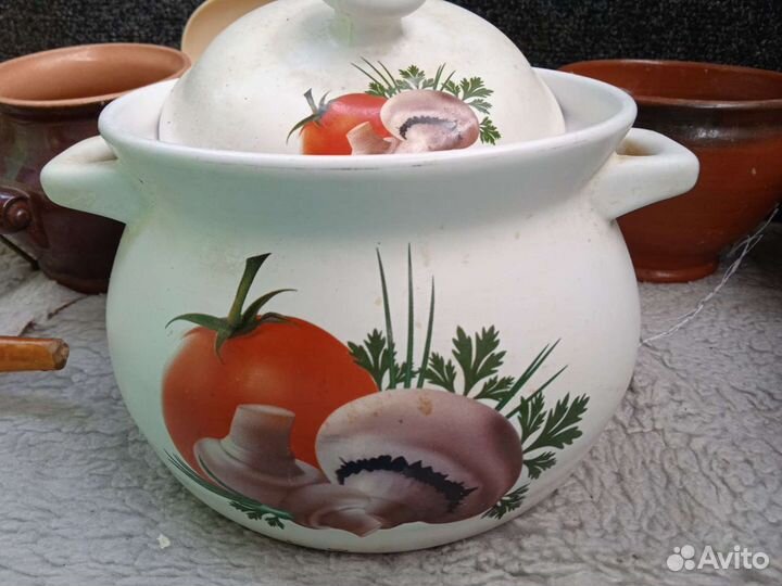Фарфоровая супница