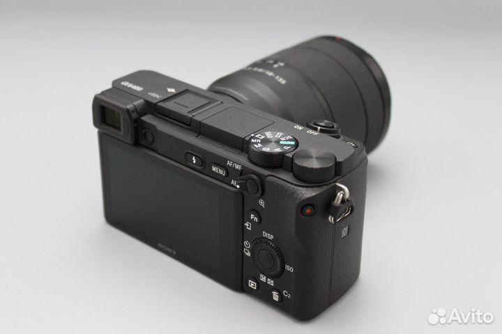 Sony a6400 kit 18-135mm (2 тыс. кадров)