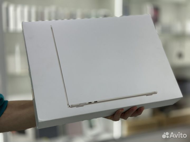 Macbook Air 15 M2 8/512GB Starlight Рассрочка