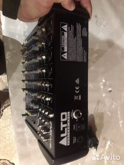 Микшернфй пульт. Alto. Zmx122 FX