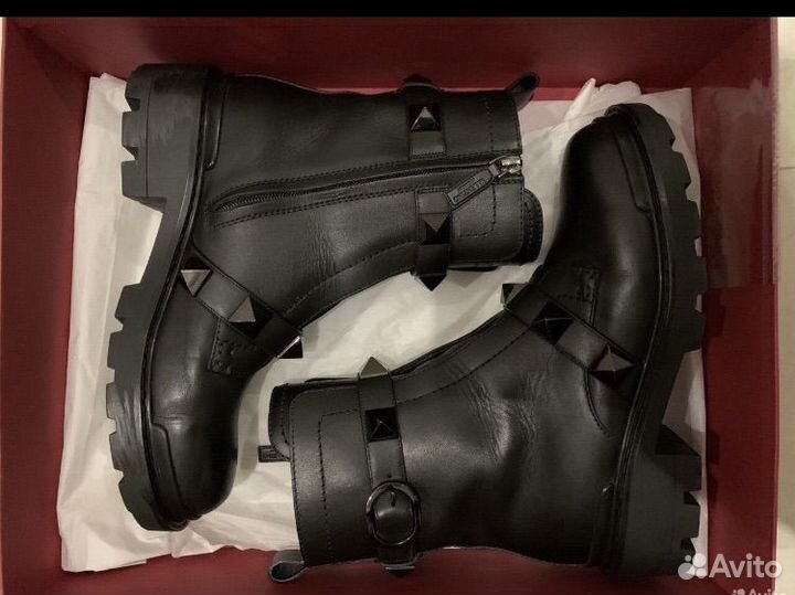 Ботинки Valentino garavani, 39,5 оригинал