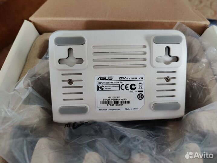 Продам Коммутатор asus GX1005B