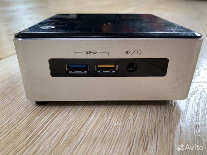 Мини-пк Intel NUC 5i3RYH Core i3/8GB/500gb M2.nvme