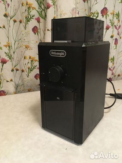 Кофемолка delonghi kg79