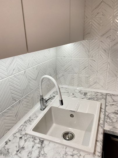 2-к. квартира, 50 м², 4/9 эт.