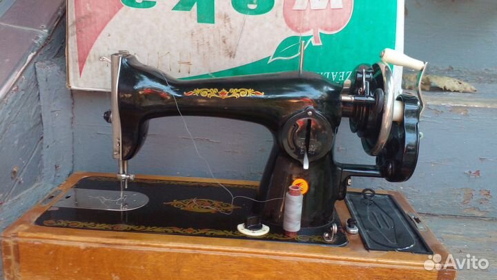 Ручная, настольная швейная машинка Подольск