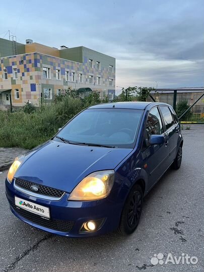 Ford Fiesta 1.6 AT, 2008, 215 720 км