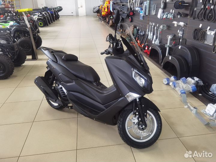 Скутер Vento Max 200