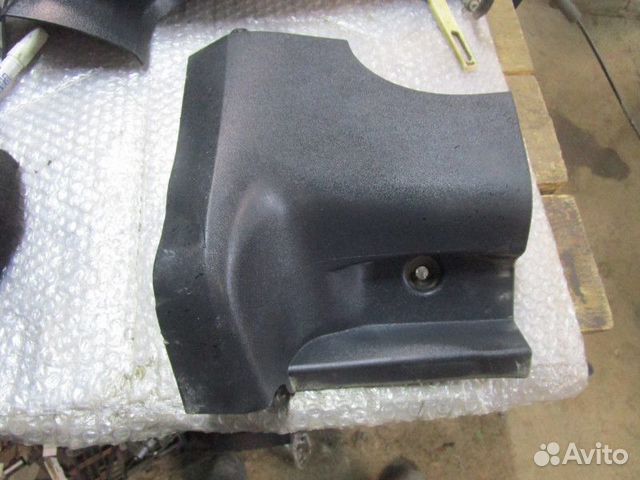 Накладка на порог наружная передняя левая Volvo XC