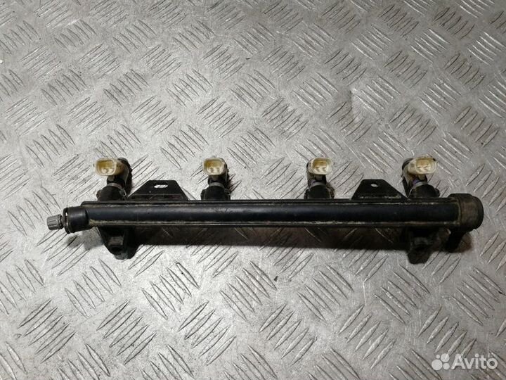 Рейка топливная рампа Skoda Fabia 2007 2015