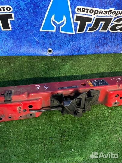 Рамка радиатора Opel Astra J A14XER 2011