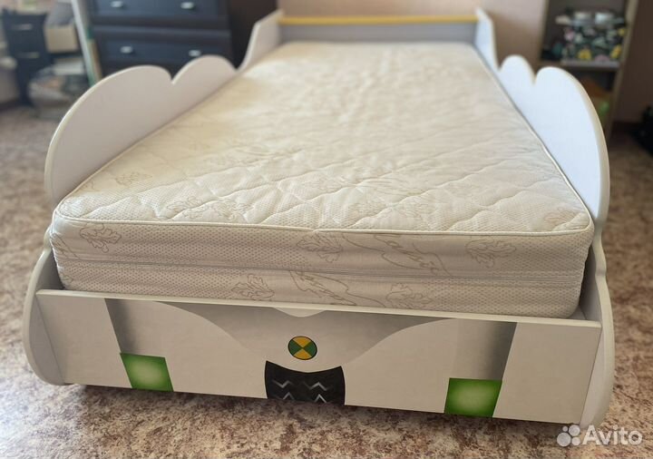 Детская кровать машина - мотоцикл