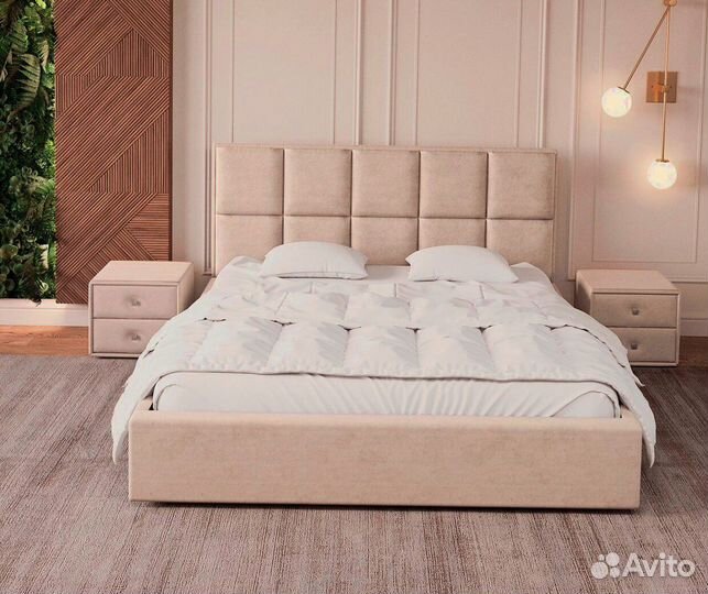 Кровать с мягким изголовьем