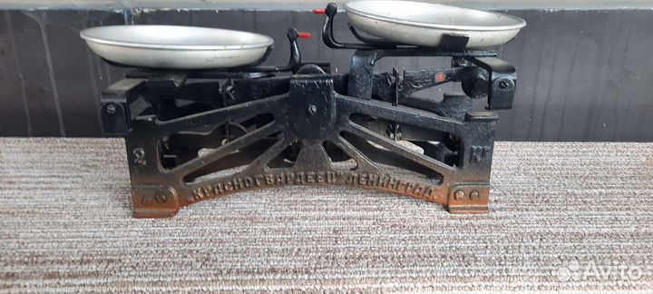 Советские чугунные весы на 2 кг