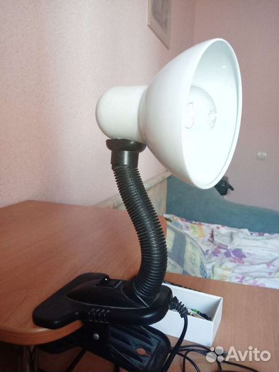 Лампа настольная