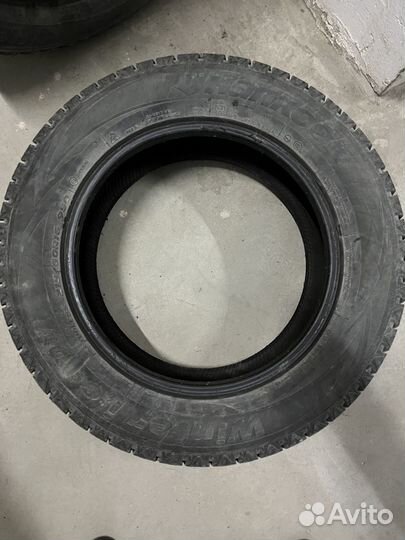 Zetro Ice Edge Neo 215/60 R16