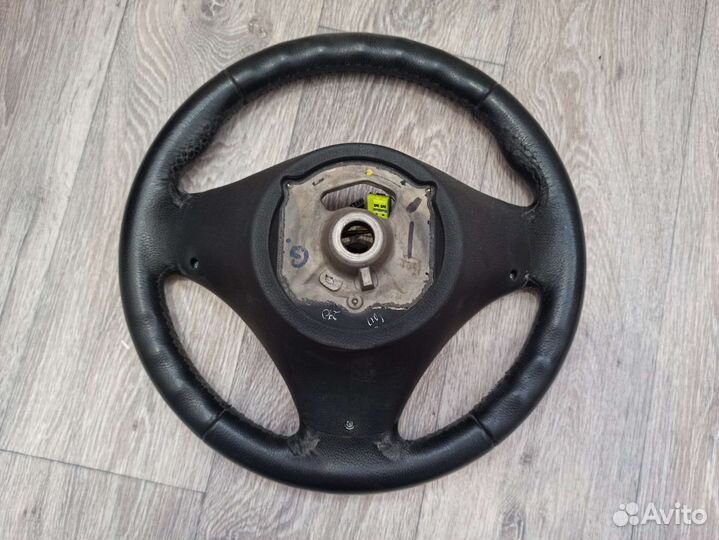 Спорт руль BMW E90/E92/E93/E81/E84/E87 без подушки