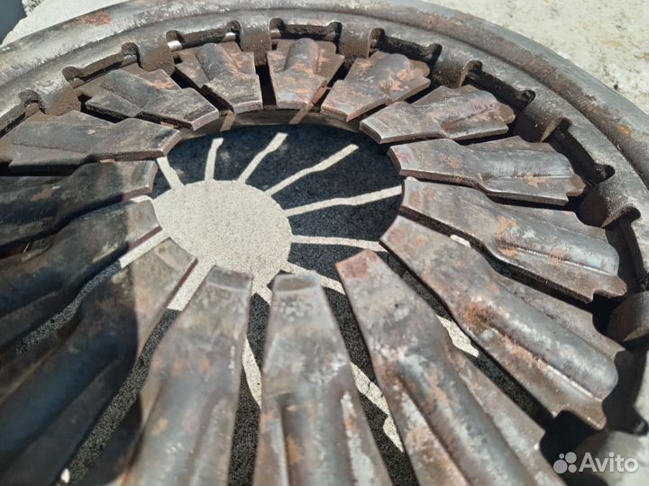 Корзина и диск сцепления np300