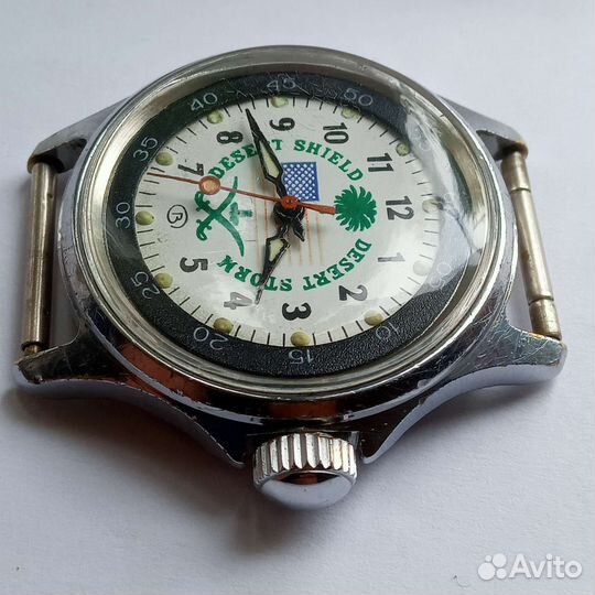 Часы СССР наручные механические Восток 17 камней