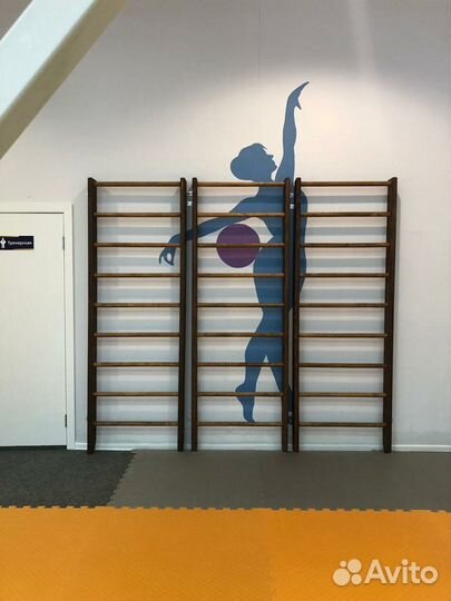 Деревянная шведская стенка