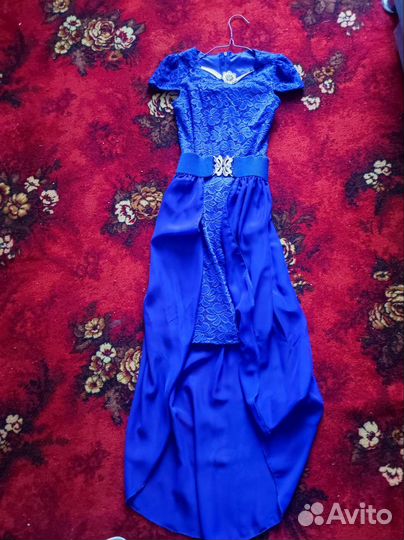 Платьем для девочки