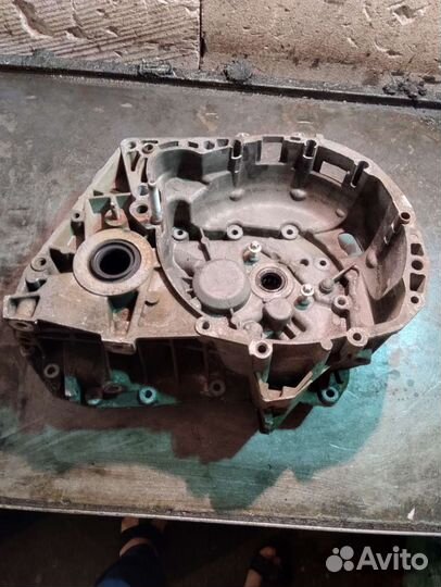 Корпус кпп renault fluence 1.6 jr5