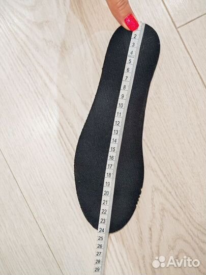 Бутсы adidas predator