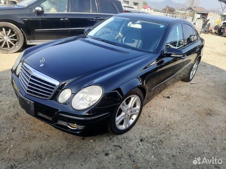 Авто на разбор Mercedes-Benz E-Class W211 272.922