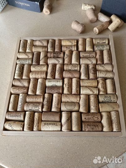 Панно из винных пропок