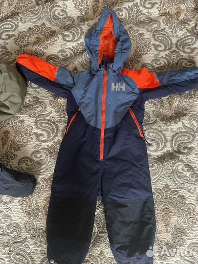 Зимний комбинезон helly hansen, isbjorn