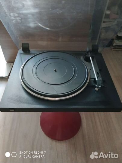 Проигрыватель винила dual