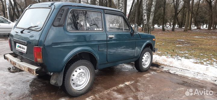 LADA 4x4 (Нива) 1.7 МТ, 1998, 150 000 км