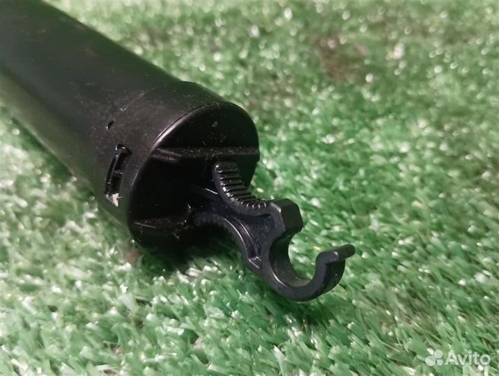 Амортизатор бардачка Honda CR-V 3 (RE) 2009