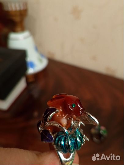 Кольца с натуральным камнем, стразами