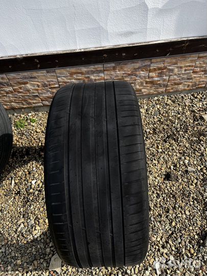 Michelin Pilot Sport 295/40 R21