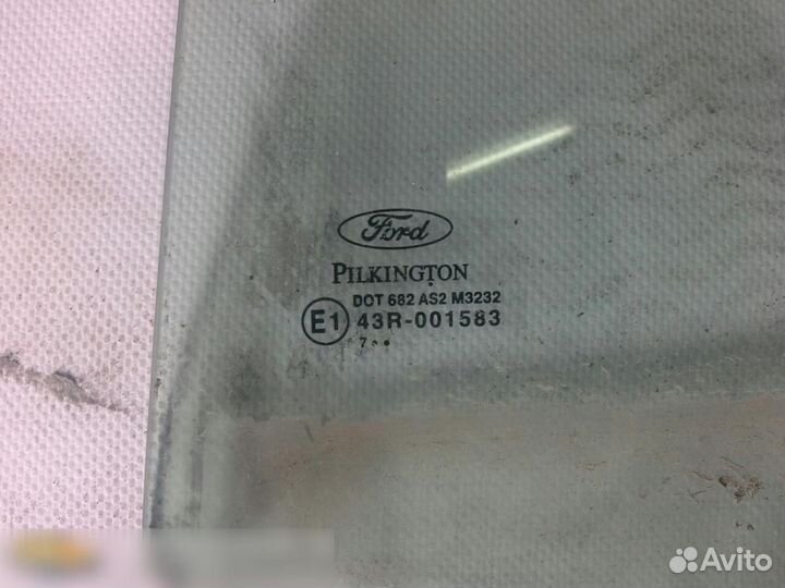 Стекло двери задней левой Ford Fusion 2002