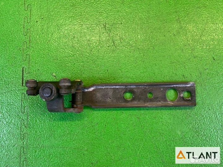 Ролик раздвижной двери задний левый toyota hiace R