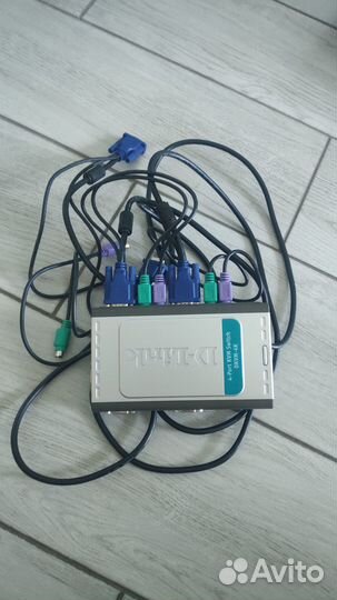 KVM переключатель D-Link dkvm-4K