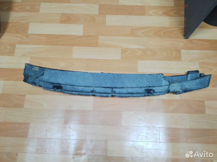 Абсорбер переднего бампера Volkswagen Passat B6 06