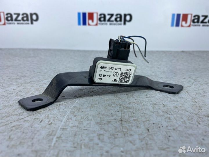 Датчик удара Mercedes E350 W207 276957 2012