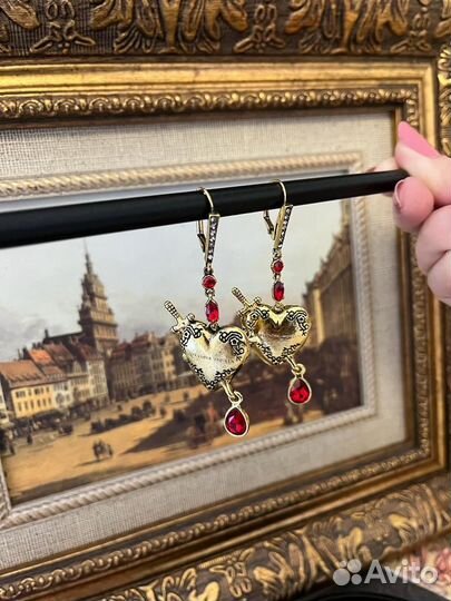 Серьги Alexander McQueen