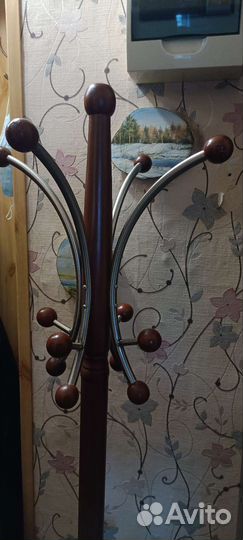 Вешалка напольная